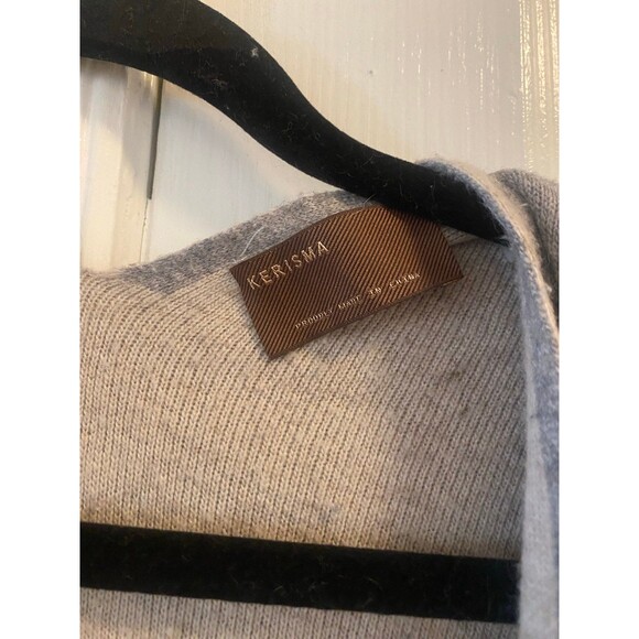 Kerisma reversible two tone poncho wrap - Picture 4 of 5